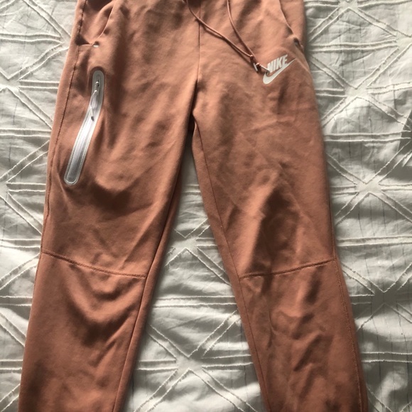 Nike Tech Fleece Joggers! - Picture 3 of 4